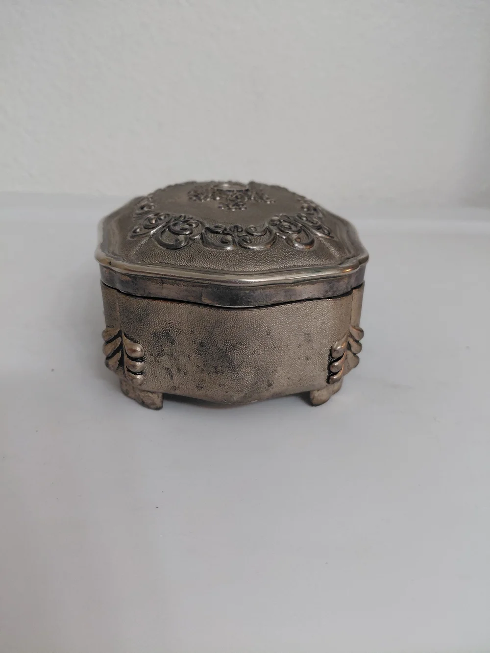 Vintage Jewelry Trinket Box Rose Design Silver Plated Footed